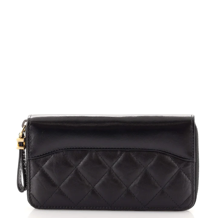 CHANEL 22 HANDBAG – Black & White Leather