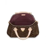 Louis Vuitton M45229 Boursicot EW