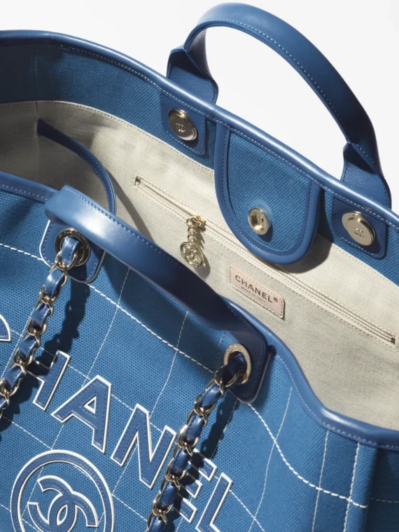 MAXI SHOPPING BAG chanel