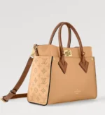 Louis vuitton M20633 On My Side MM