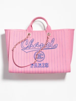 Chanel 19 Flap Card Case Quilted Goatskin