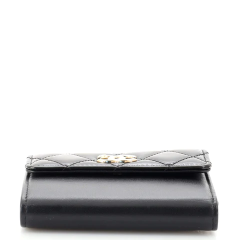 CHANEL 22 SMALL HANDBAG