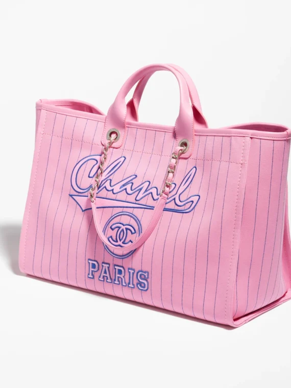 Chanel 19 Flap Card Case Quilted Goatskin