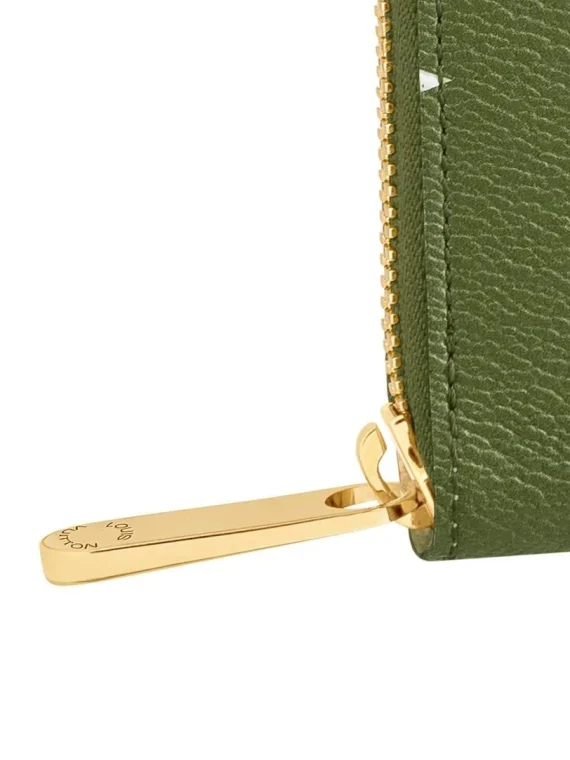 Louis Vuitton M67549 Zippy Wallet
