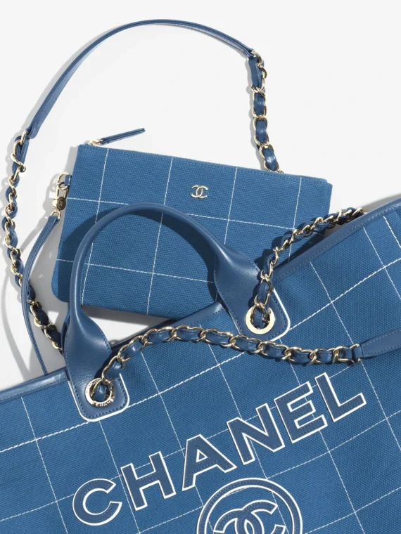 MAXI SHOPPING BAG chanel