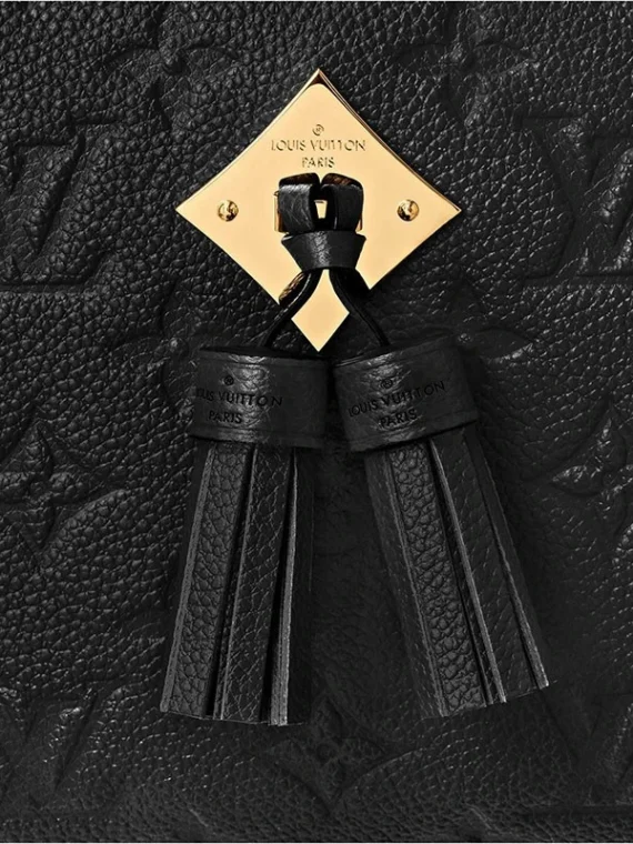 Louis Vuitton M44593 Saintonge