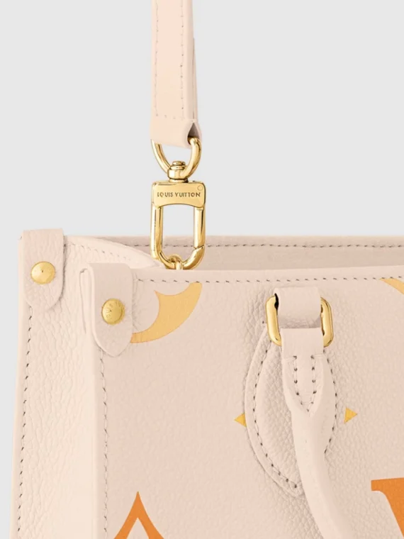 Louis vuitton M46513 OnTheGo PM