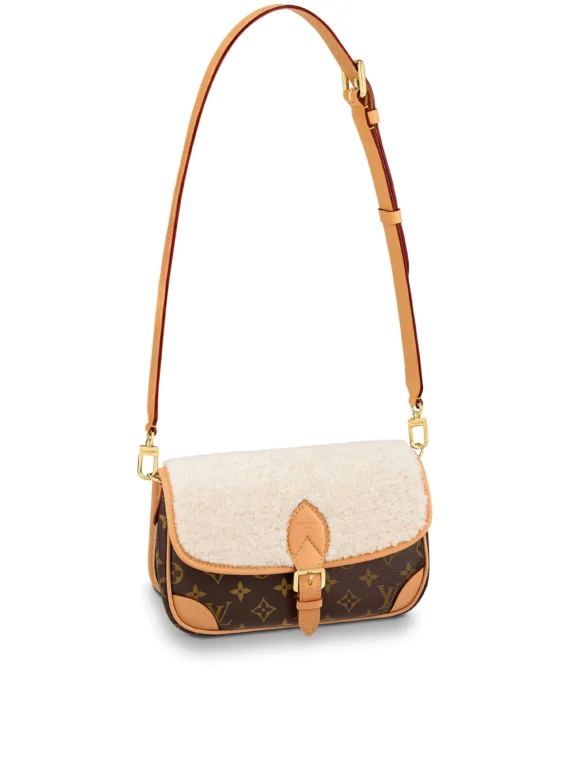 Louis Vuitton Diane Handbag M46317
