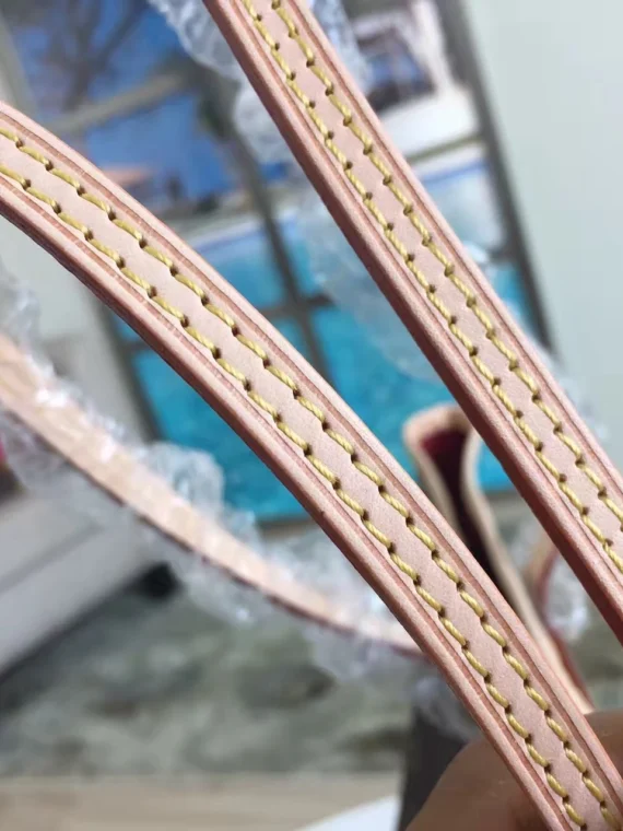 Louis Vuitton Neverfull MM Bag Monogram Canvas M40996