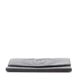 CHANEL 22 HANDBAG – Black Leather