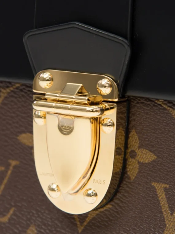 Louis Vuitton One Handle M43125